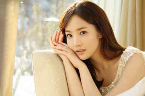 a gorgeous young Korean girl